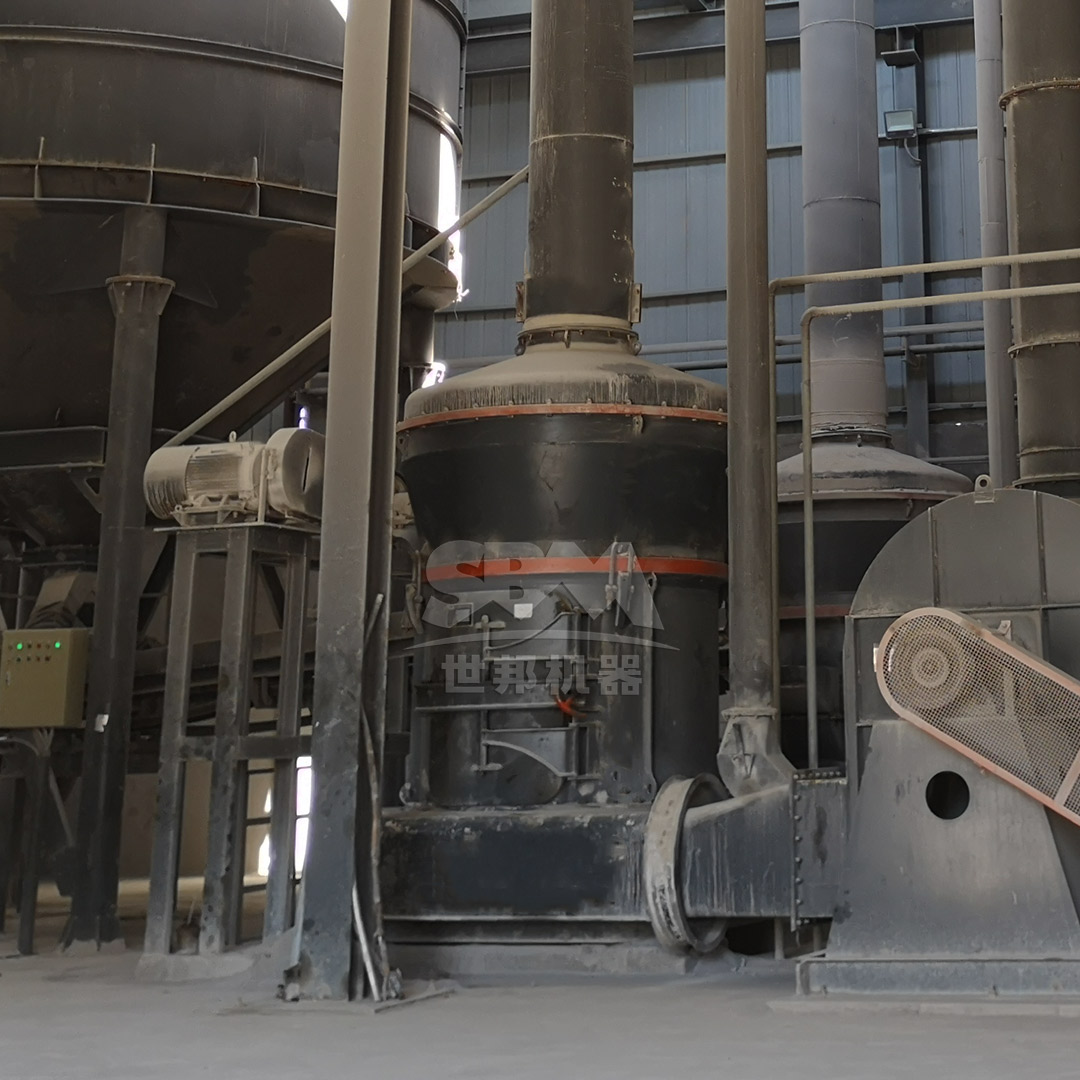 Microscopic structure of high-quality foamed ceramic showing uniform pore distribution