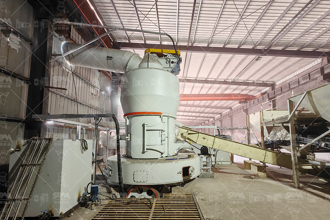 Integrated grinding and classification system for kaolin processing